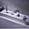 Faucet mixer mandi bathtub dengan shower tangan